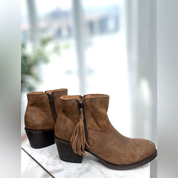 Anthropologie BASKE FRINGED WESTERN Handmade leather Goodyear Welt Boot Size 8 - Picture 8 of 15